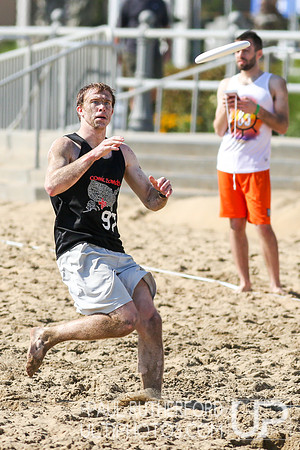 Action from 2016 USAU Beach Nationals