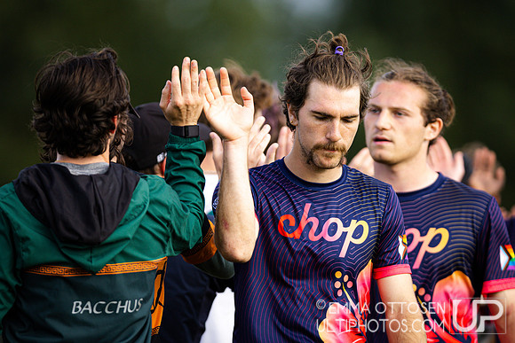 Sunday full coverage from USAU D-IIII College Championships: Semi-Finals
