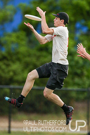 Action from USAU College Division 1 Nationals