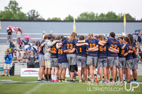 Action from USAU College Division 1 Nationals