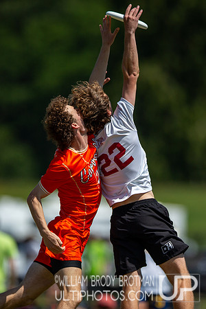 Day 2 of the USA Ultimate D-I College Championships