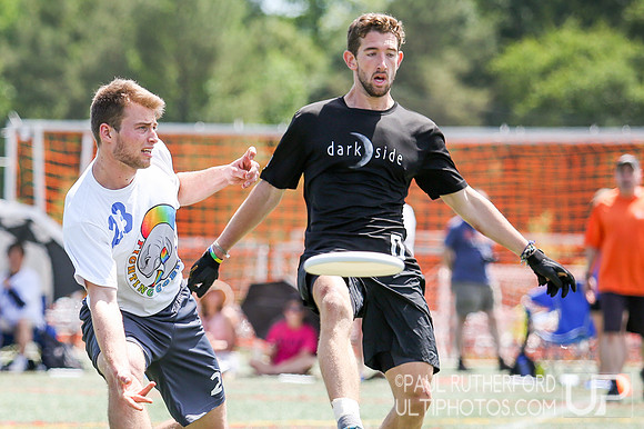 Action from USAU College Division 1 Nationals