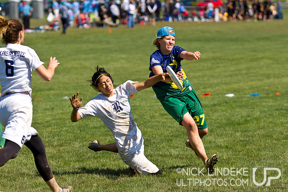 Sunday Action - D-III College Championships