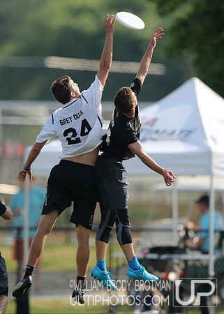 Day 1 of the D-I College Championships