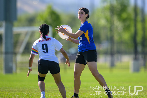 Cleveland HS Gx vs Four Rivers Otters in pool play at High School National Invite