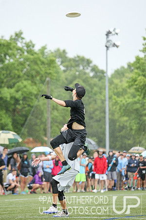 Action from USAU College Division 1 Nationals