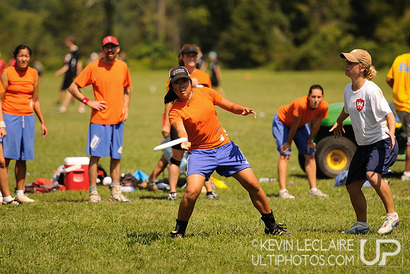 Saturday Elite Mixed division action -- Chesapeake Open 2010