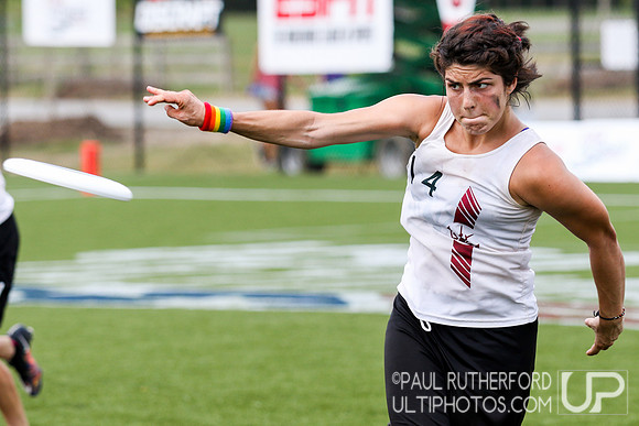 Action from USAU College Division 1 Nationals