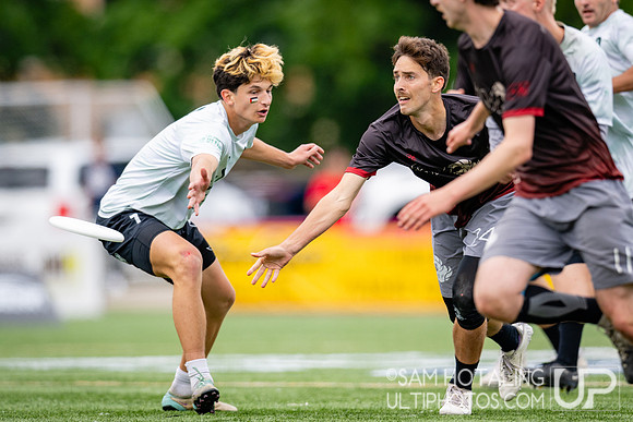 Finals at USAU DI College Championships