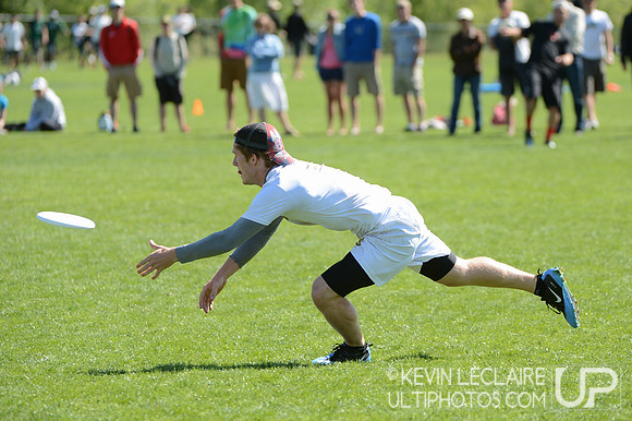 2012 USAU D-I College Championships Sunday Action