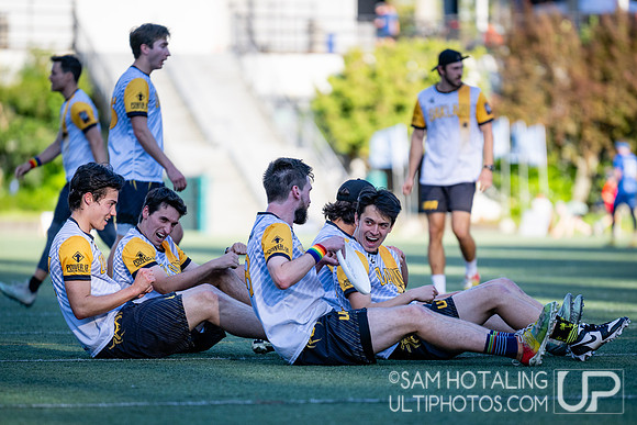 Oakland Spiders at Seattle Cascades in the UFA Regular Season