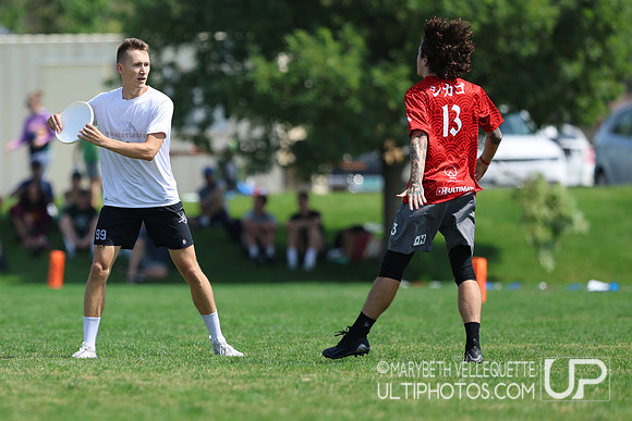 Friday action at the USAU International Club Championships in th