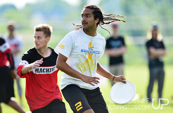 USAU D1 CC - Sun - Pool play