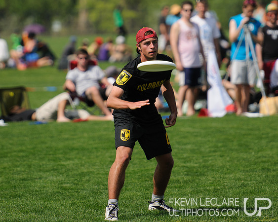 2012 USAU D-I College Championships Saturday Action