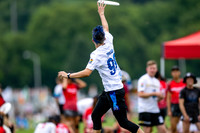 Blueberries vs Ellipsis in pool play at World Ultimate Club Championships