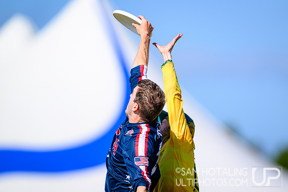 Mixed semifinals during World Ultimate Championships at Runaway Bay Precinct