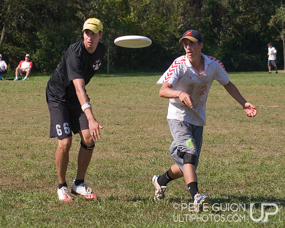 Sunday Final Round Action -- 2011 Hucks off the Hilltop