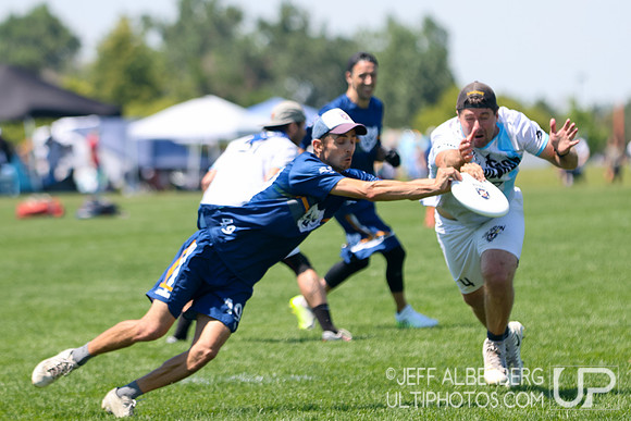 Day 2 of USA Ultimate Masters Championships