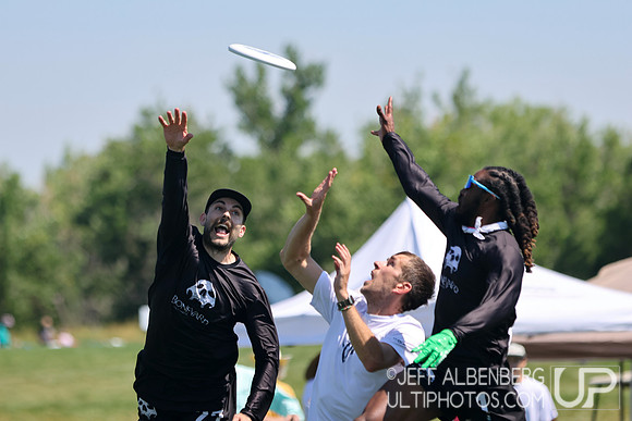Day 2 of USA Ultimate Masters Championships