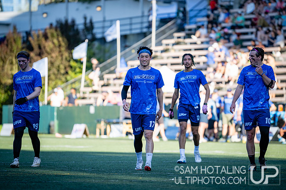 Oakland Spiders at Seattle Cascades in the UFA Regular Season