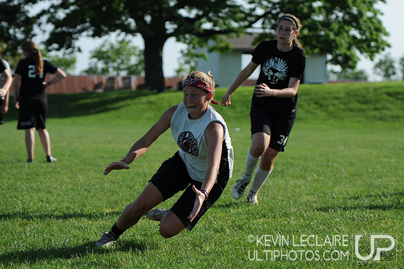 Saturday 4:45pm Girls 1v1 Crossover games