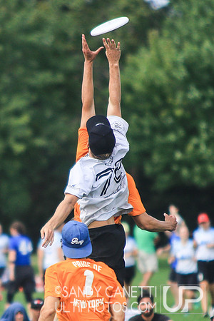 Sunday Action - 2016 USAU Northeast Regionals