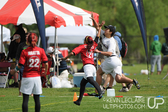 Saturday 8:30am round -- 2011 USAU College Championships