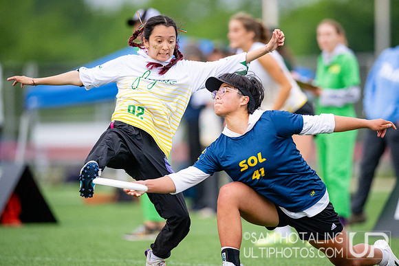 Pool play at USAU D1 College Championships