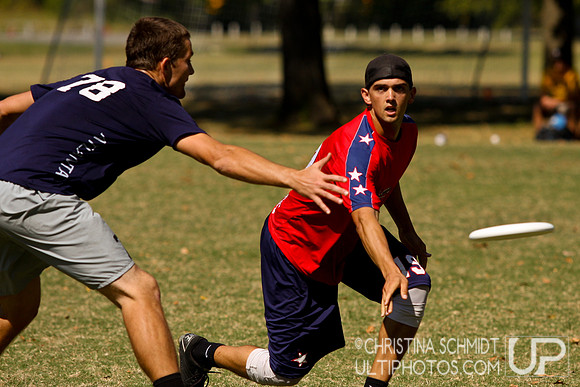 Championship Round Action from 2011 South Open Regionals