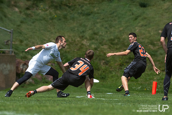 SF Dogfish v. Seattle Rainmakers at Boxer Stadium 4/12/2014