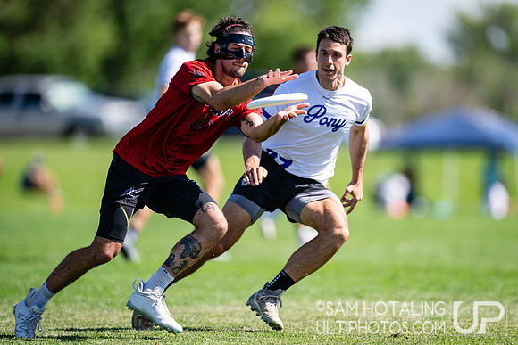 Highlights from pool play at USAU International Club Championship