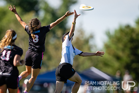 Highlights from pool play at USAU International Club Championship