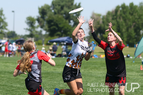 Day 1 of USA Ultimate Youth Club Championships