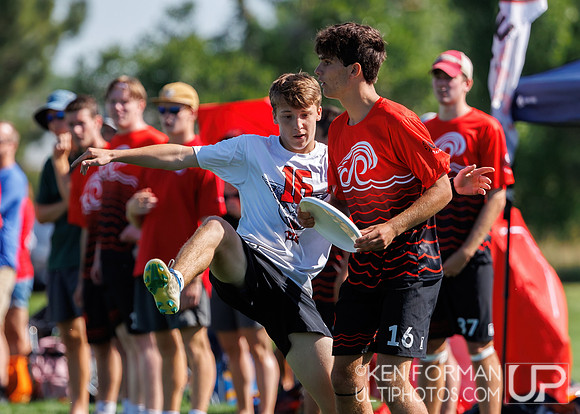 George Finn (Flying Pig #16) tries to block Luke Tierney-Trevor (Rising Tide #16)  Flying Pigs v. Rising Tide Pool Play