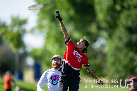 Highlights from quarterfinals at USAU International Club Championship