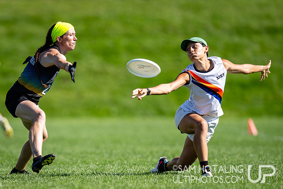 Highlights from quarterfinals at USAU International Club Championship