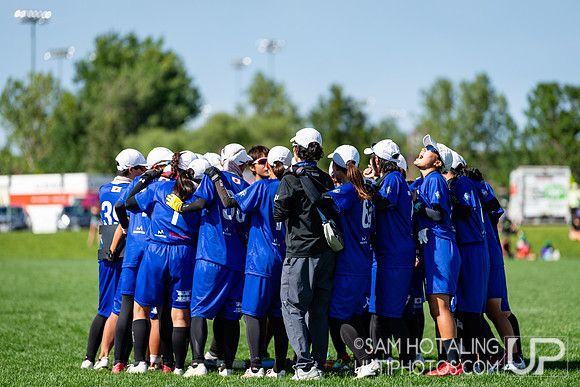 Highlights from semifinals at USAU International Club Championship