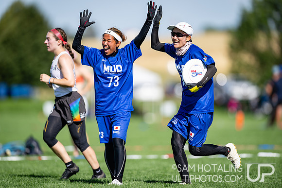 Highlights from semifinals at USAU International Club Championship