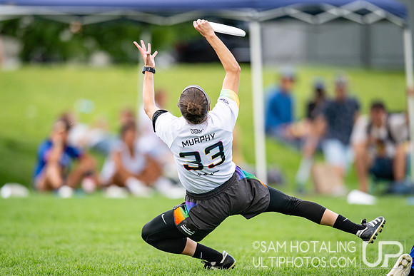 Highlights from semifinals at USAU International Club Championship