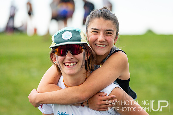 Highlights from semifinals at USAU International Club Championship