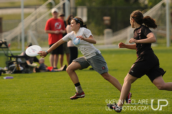 2012 USAU D-I College Championships Saturday Action