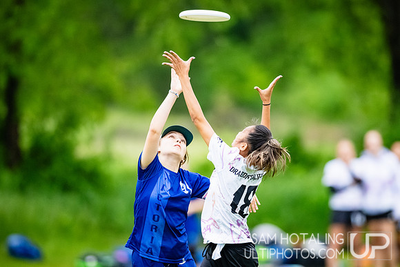 Women’s pool play at USAU DI College Championships