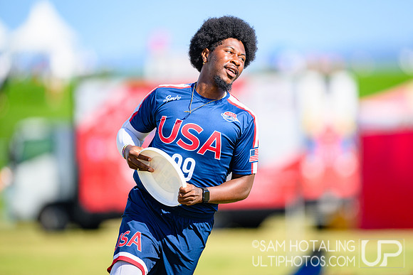 Mixed semifinals during World Ultimate Championships at Runaway Bay Precinct