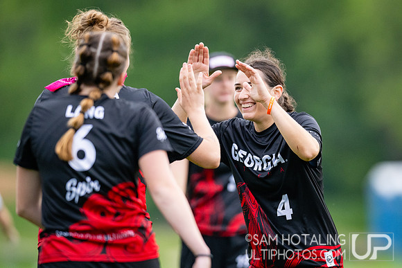 Pool play at USAU D1 College Championships