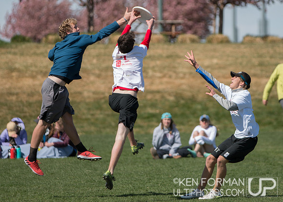East Invite Finals Action