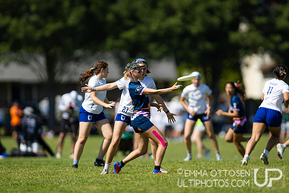 Saturday full coverage from USAU D-I College Championships, Tufts vs Santa Barbara