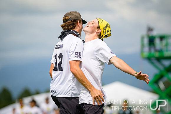 Highlights: pool play at USAU D-I College Championships