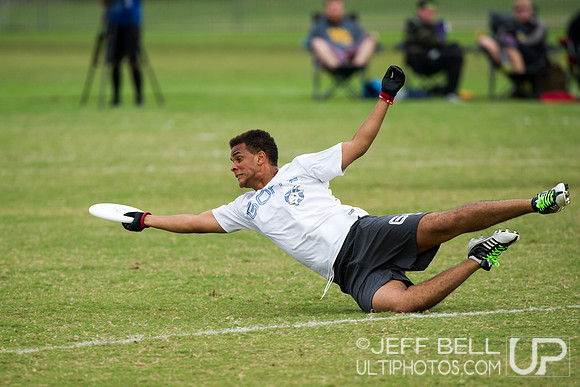 USAU_Nationals_2013_Friday_20131018_105155_JBP3956