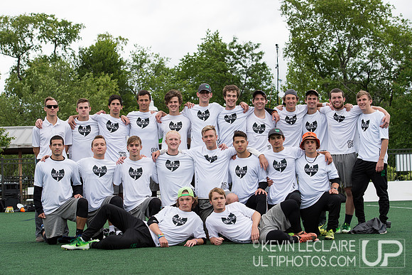 UNC Wilmington Seamen Team Photo -- 2017 AC Regional Championshi