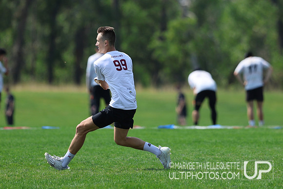 Friday action at the USAU International Club Championships in th